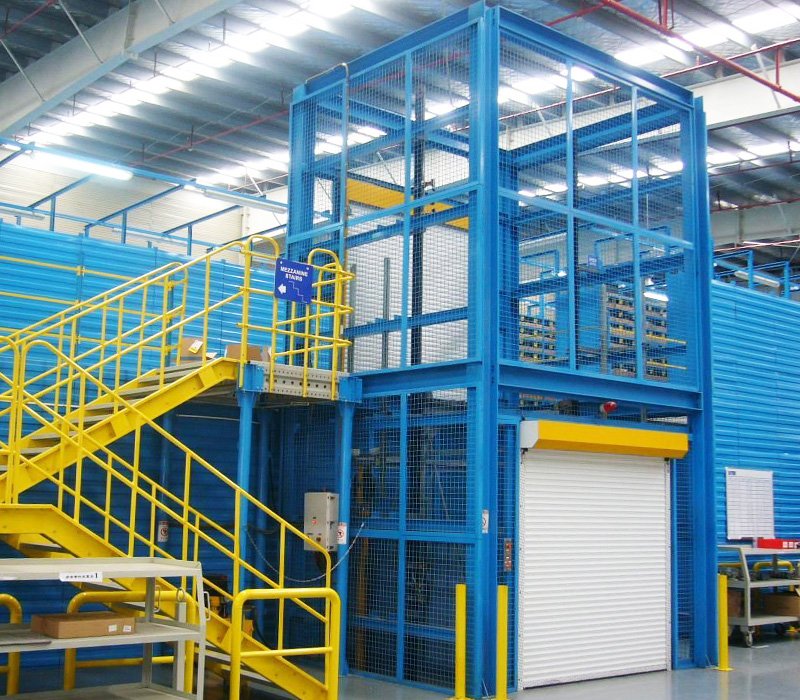 Industrial Cargo Lift at Lara Gomes blog