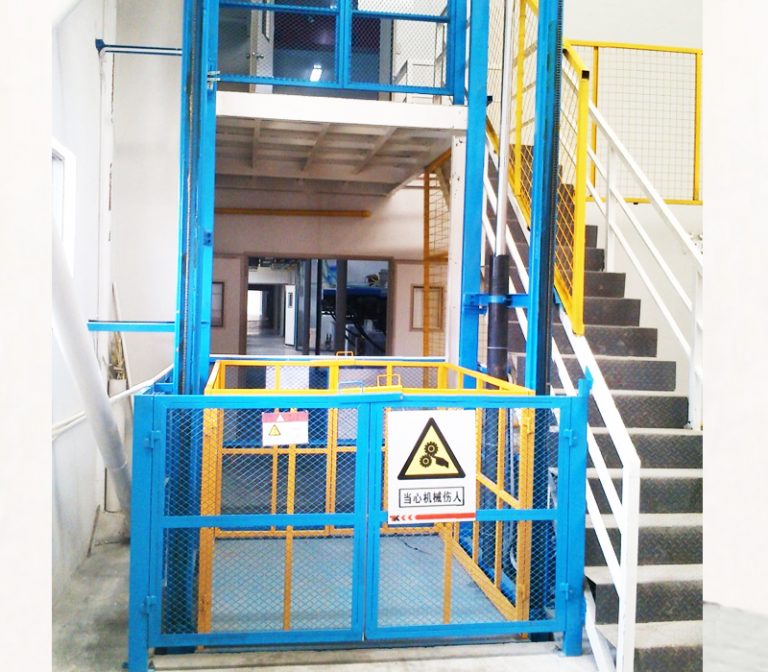 Mezzanine lift designed by Himor Lift. 5 year structure warranty.