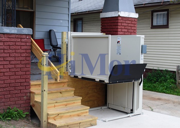 Vertical Platform Lift designed for easy access between floors.