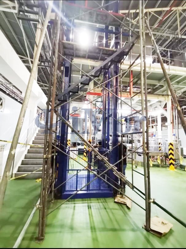 mezzanine lift