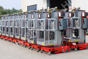 vertical mast lift