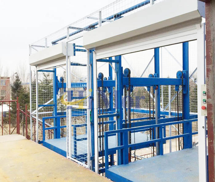 outdoor cargo elevator