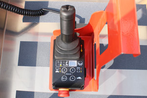 drivable electric vertical mast lift controller
