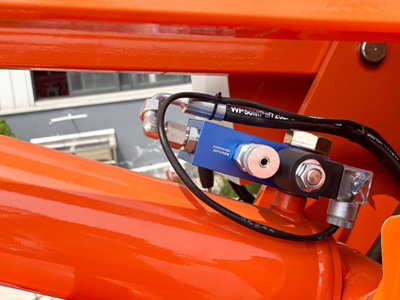 towable boom lift saft valves