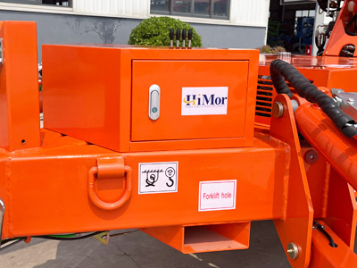 towable boom lift lifting hole