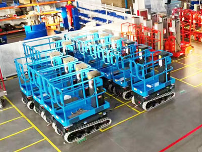 tracked man lift in stock
